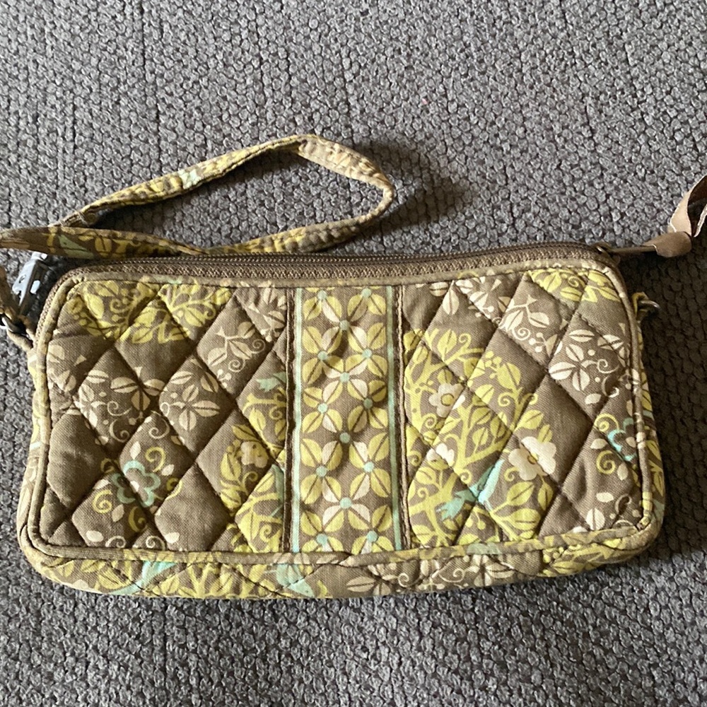 4/$20 Vera Bradley Wristlet
